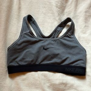Women’s Nike Pro Sports Bra